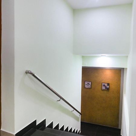 Hotel Newcastle Wadakkanchery Екстериор снимка